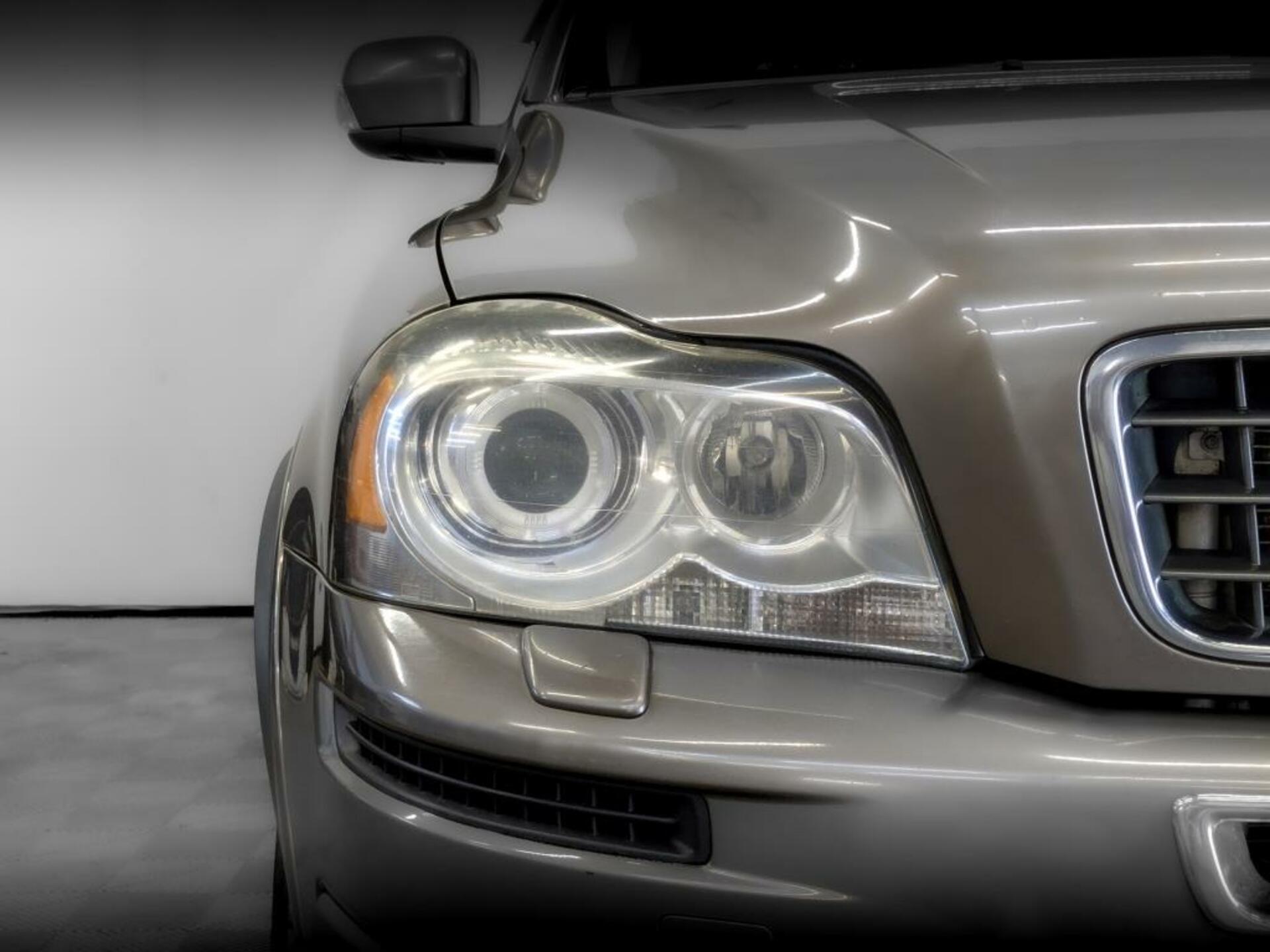 VOLVO XC90 2.50 (210 л.с), автомат, 2011, пробег 135 512 км