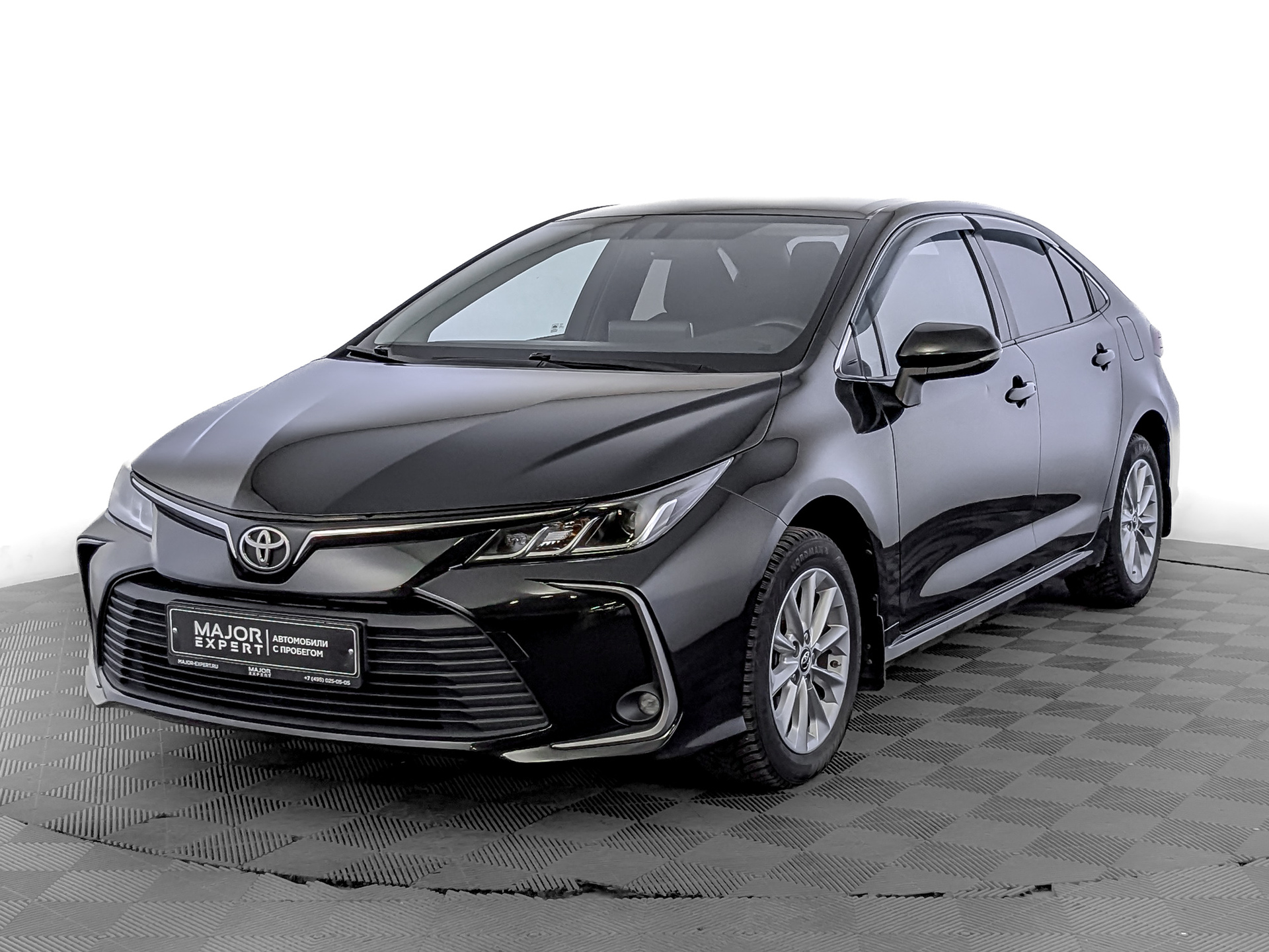TOYOTA Corolla 1.60 (122 л.с), автомат, 2019, пробег 183 999 км