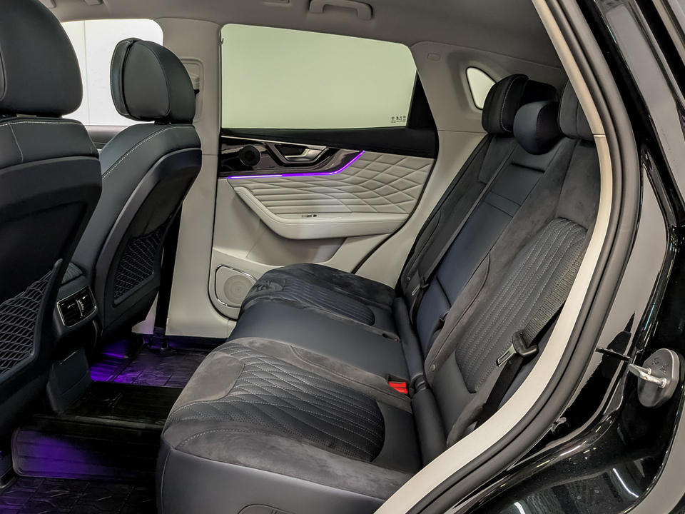Фото Hongqi HS5 с пробегом 711 км