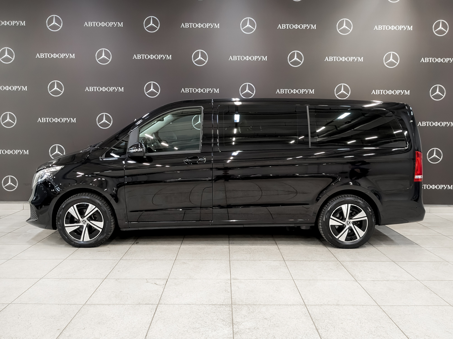 MERCEDES-BENZ V-Класс 1.90 (190 л.с), автомат, 2022, пробег 41 424 км