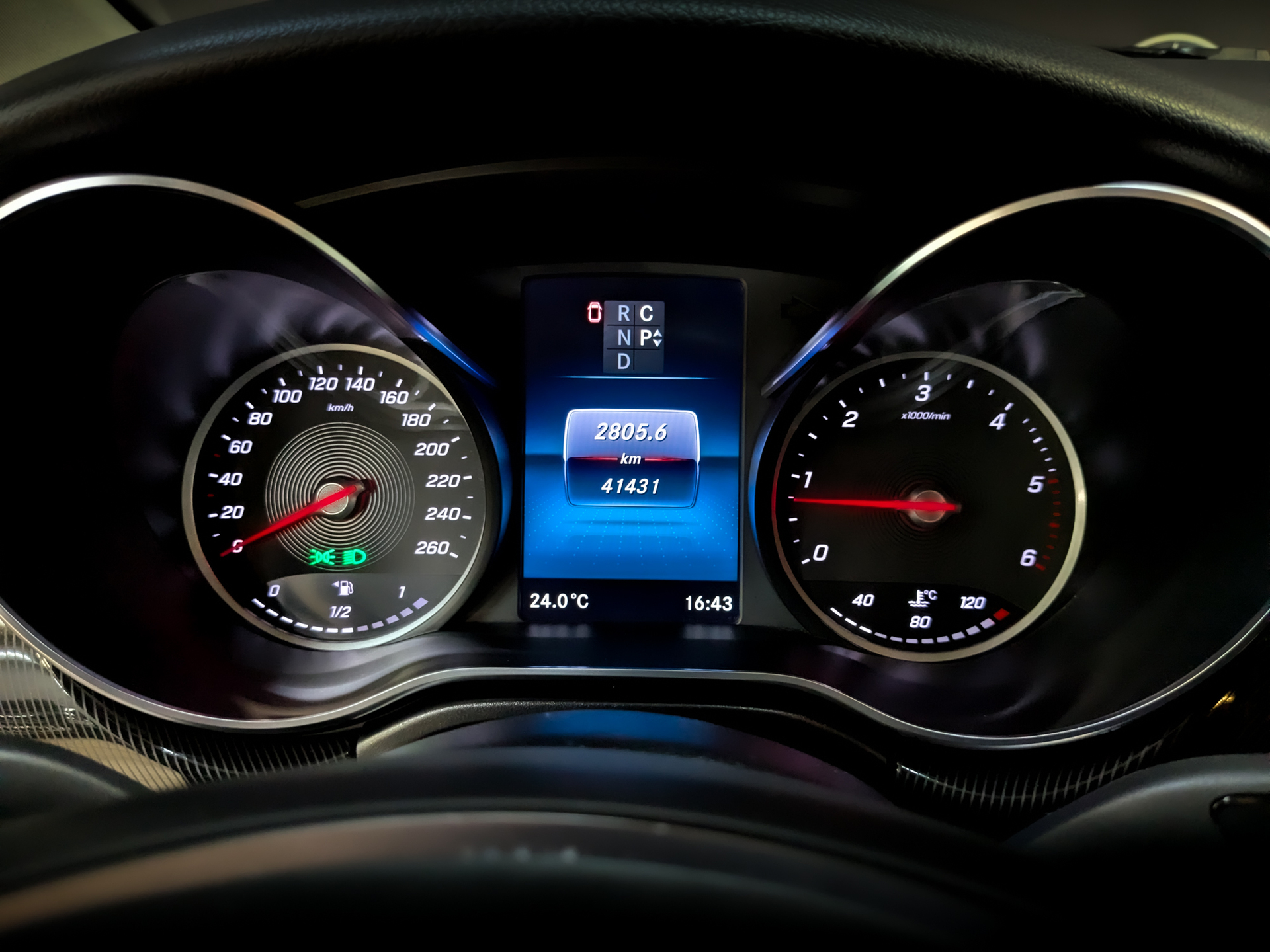 MERCEDES-BENZ V-Класс 1.90 (190 л.с), автомат, 2022, пробег 41 424 км
