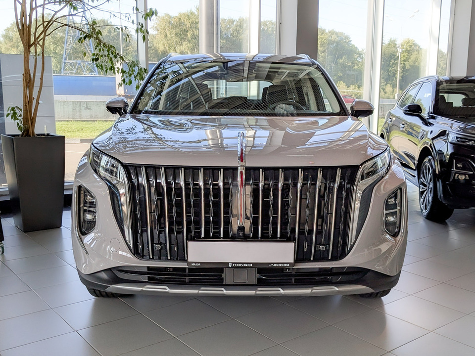 Hongqi HS7 Deluxe 2.0T/245 8AT 4WD