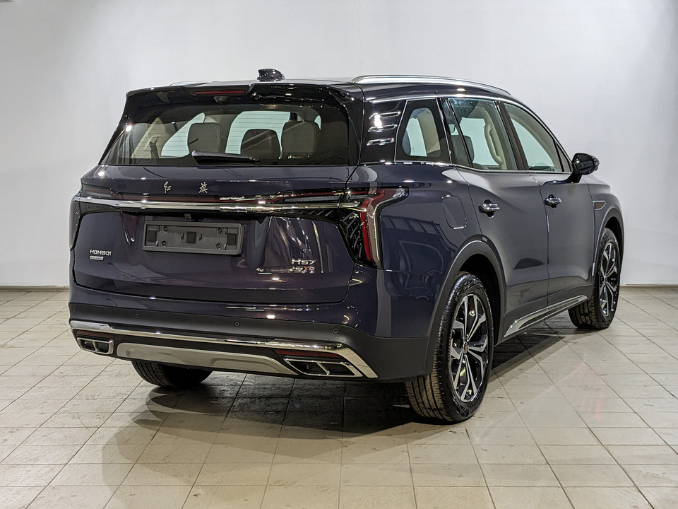 Hongqi HS7 Deluxe 2.0T/245 8AT 4WD