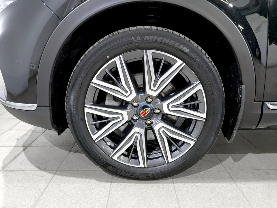 Фото Hongqi HS5 с пробегом 51494 км