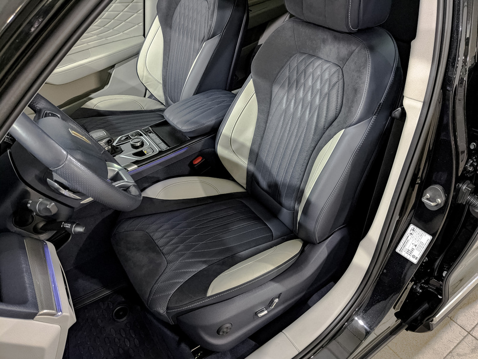 Фото Hongqi HS5 с пробегом 29990 км