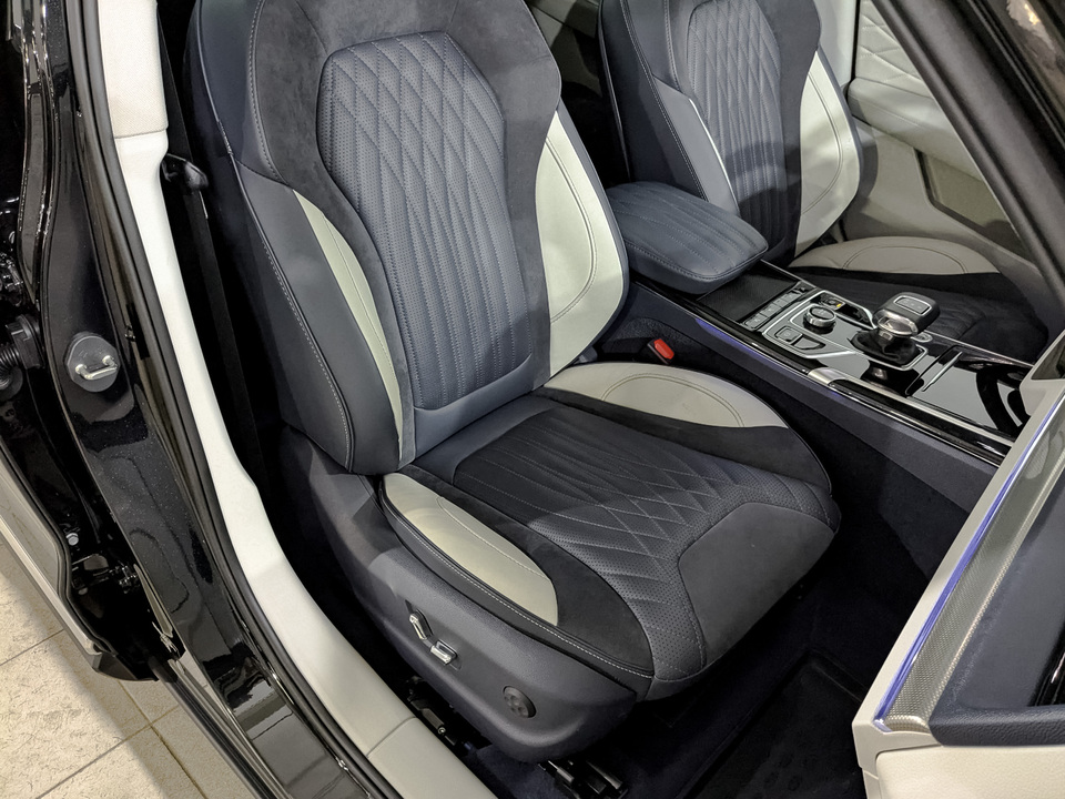 Фото Hongqi HS5 с пробегом 29990 км