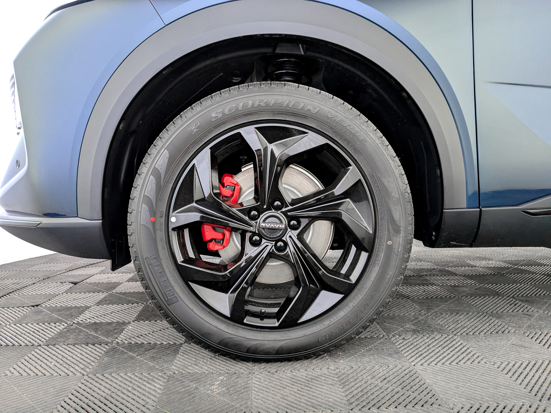 Фото Haval F7x Премиум 2.0T/231 7RT 4WD