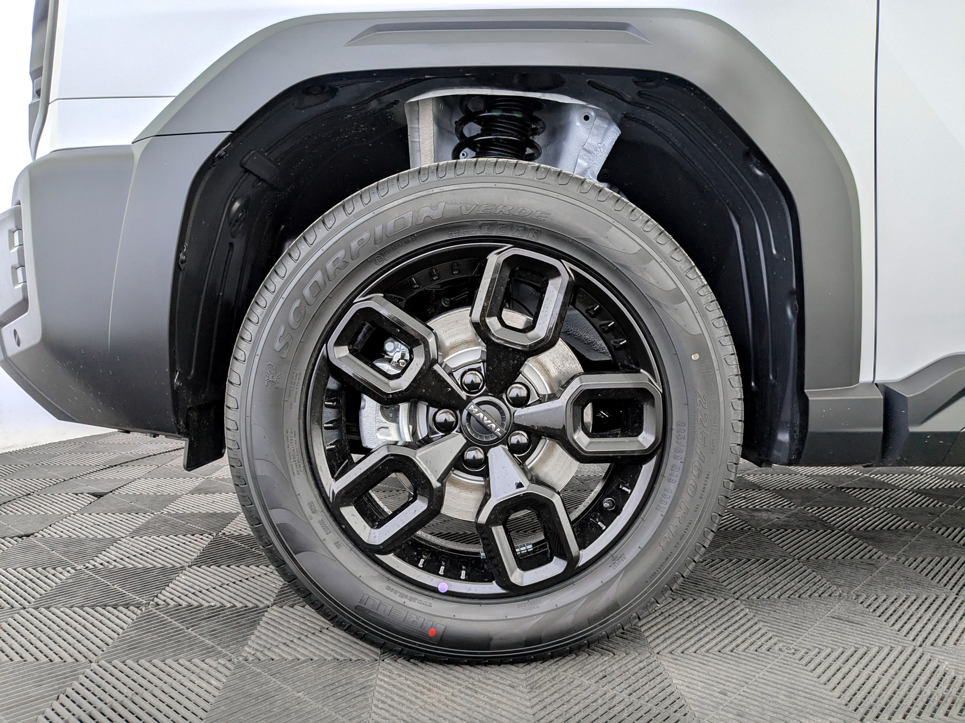 Фото Haval H3 Премиум 1.5T/177 7RT 4WD