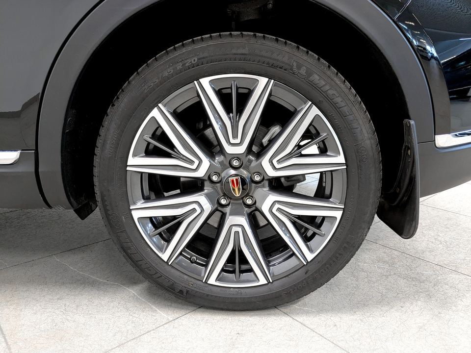 Фото Hongqi HS5 с пробегом 21 176 км