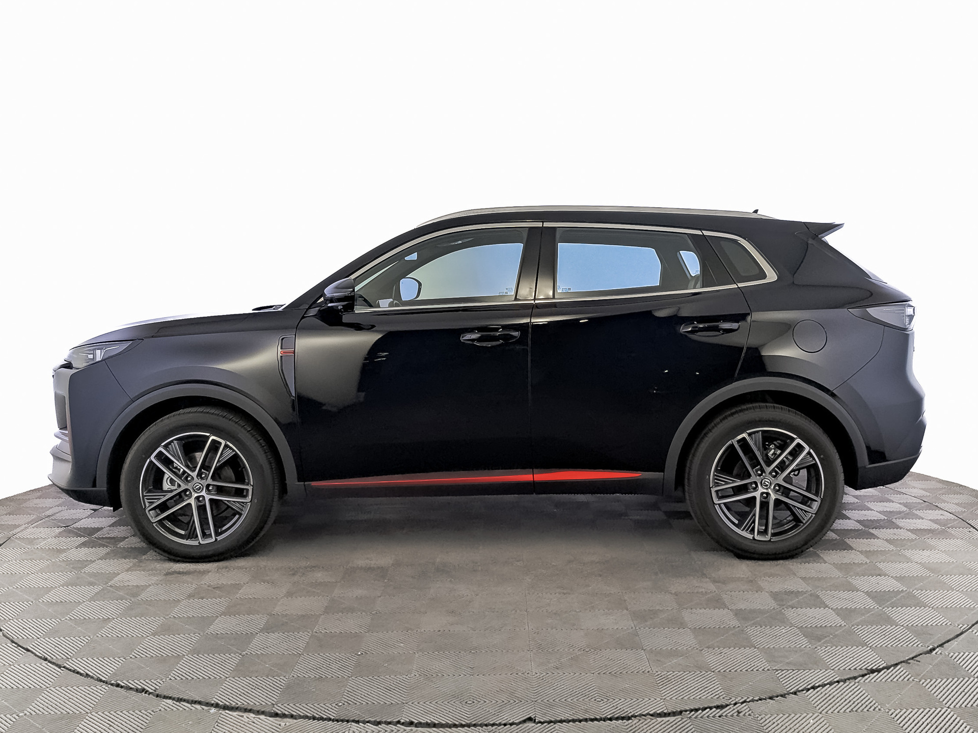 Фото Changan UNI-S Техно+ 1.5T/181 7RT Передний привод