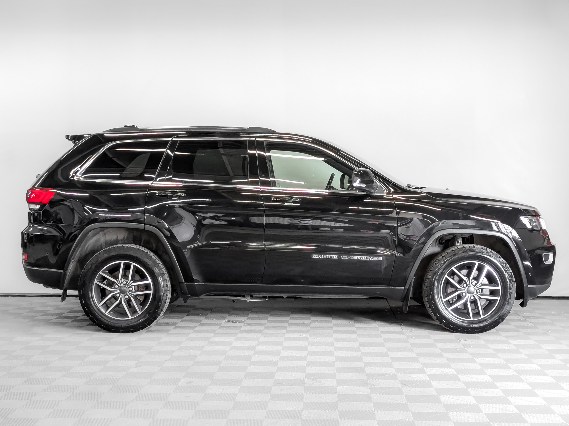 JEEP Grand Cherokee 3.00 (238 л.с), автомат, 2021, пробег 87 262 км