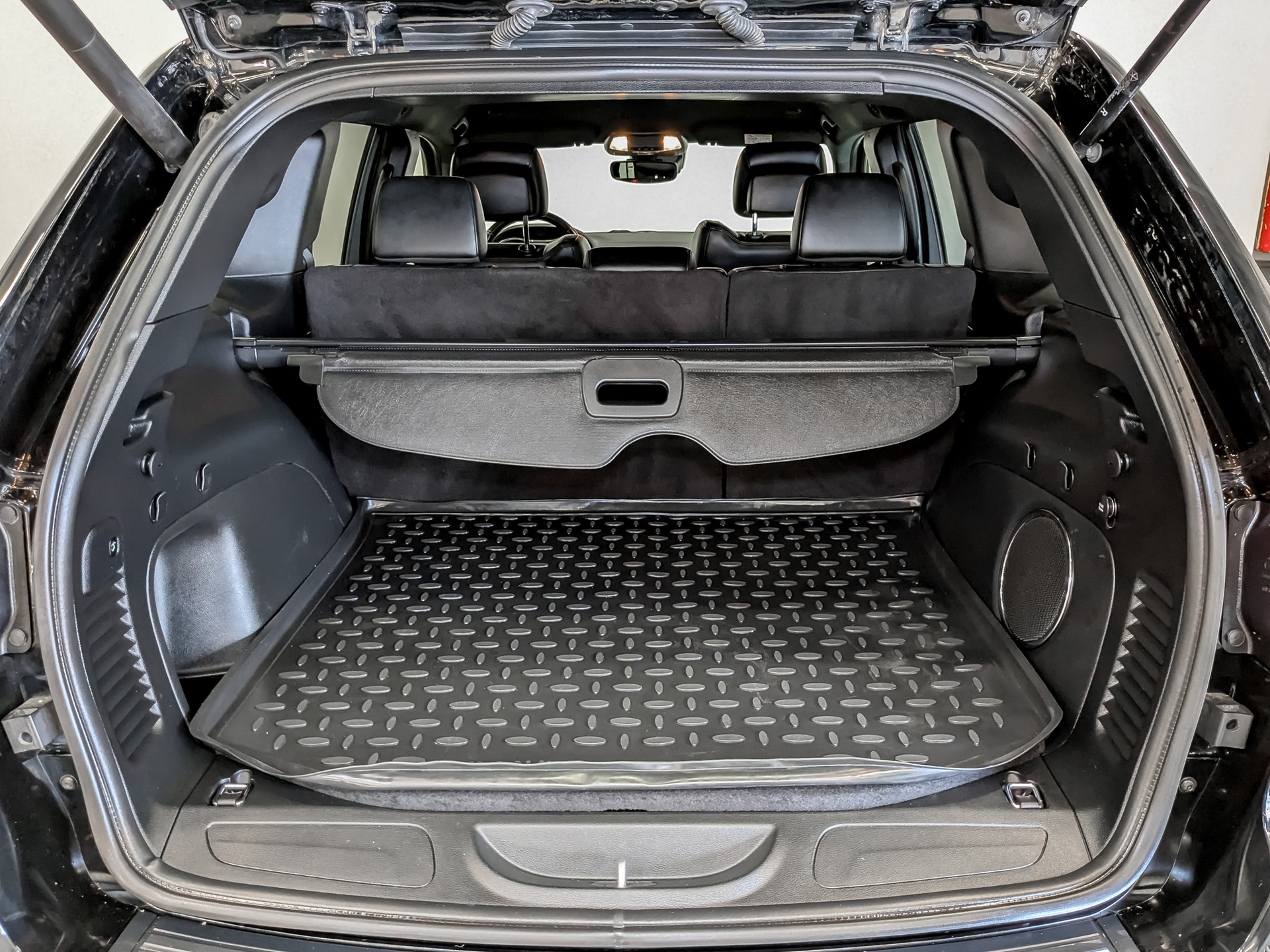 JEEP Grand Cherokee 3.00 (238 л.с), автомат, 2021, пробег 87 262 км