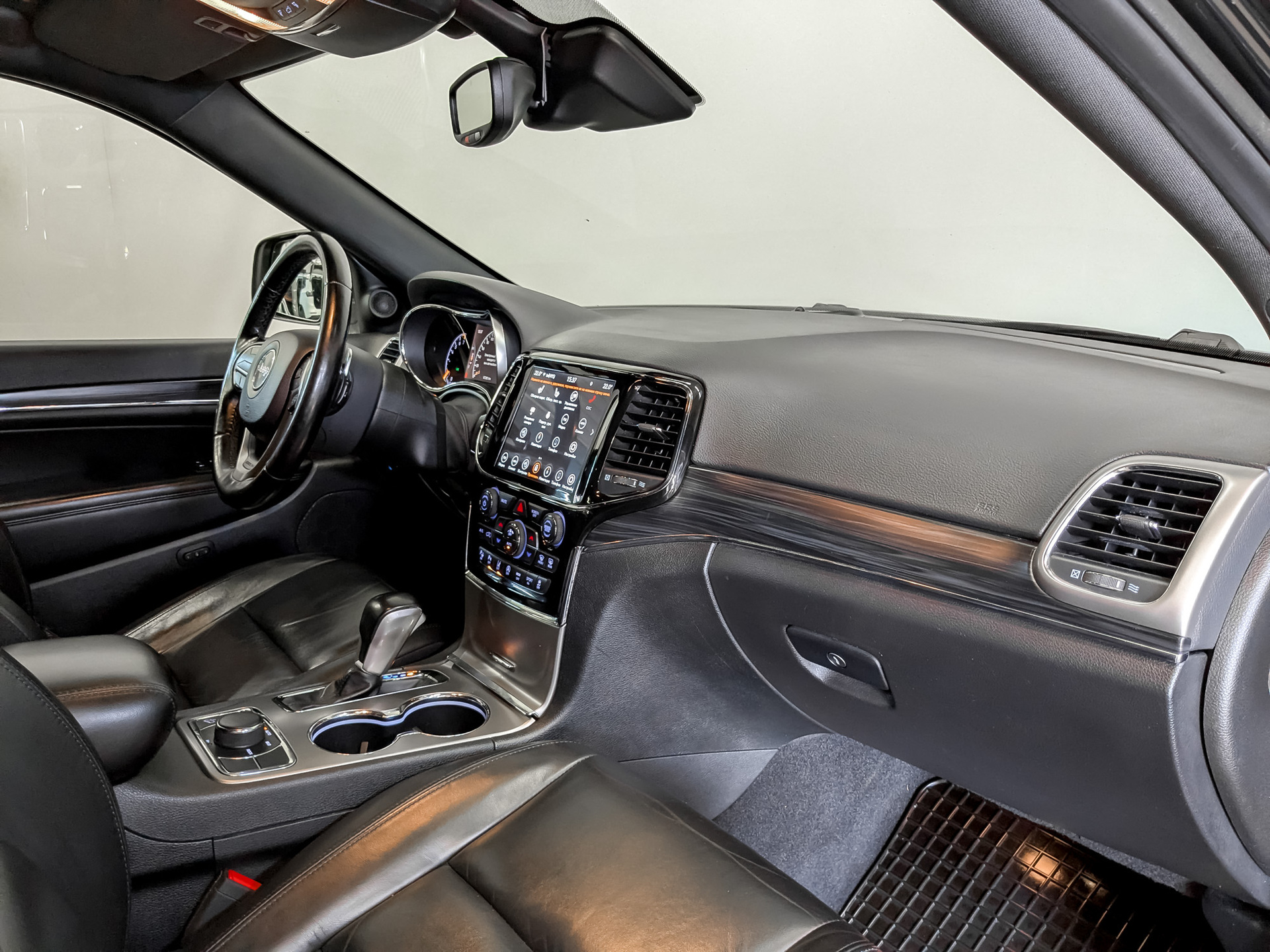 JEEP Grand Cherokee 3.00 (238 л.с), автомат, 2021, пробег 87 262 км