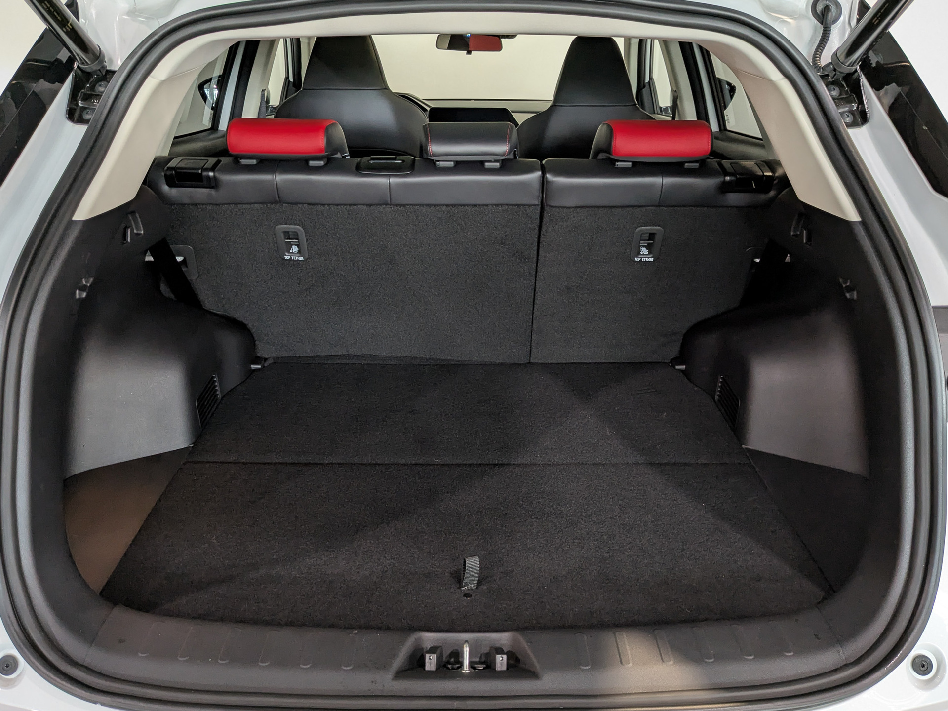 Фото Changan UNI-S Техно 1.5T/181 7RT Передний привод