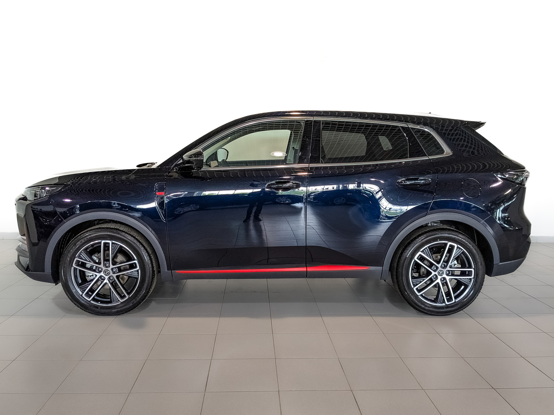 Фото Changan UNI-S Техно 1.5T/181 7RT Передний привод
