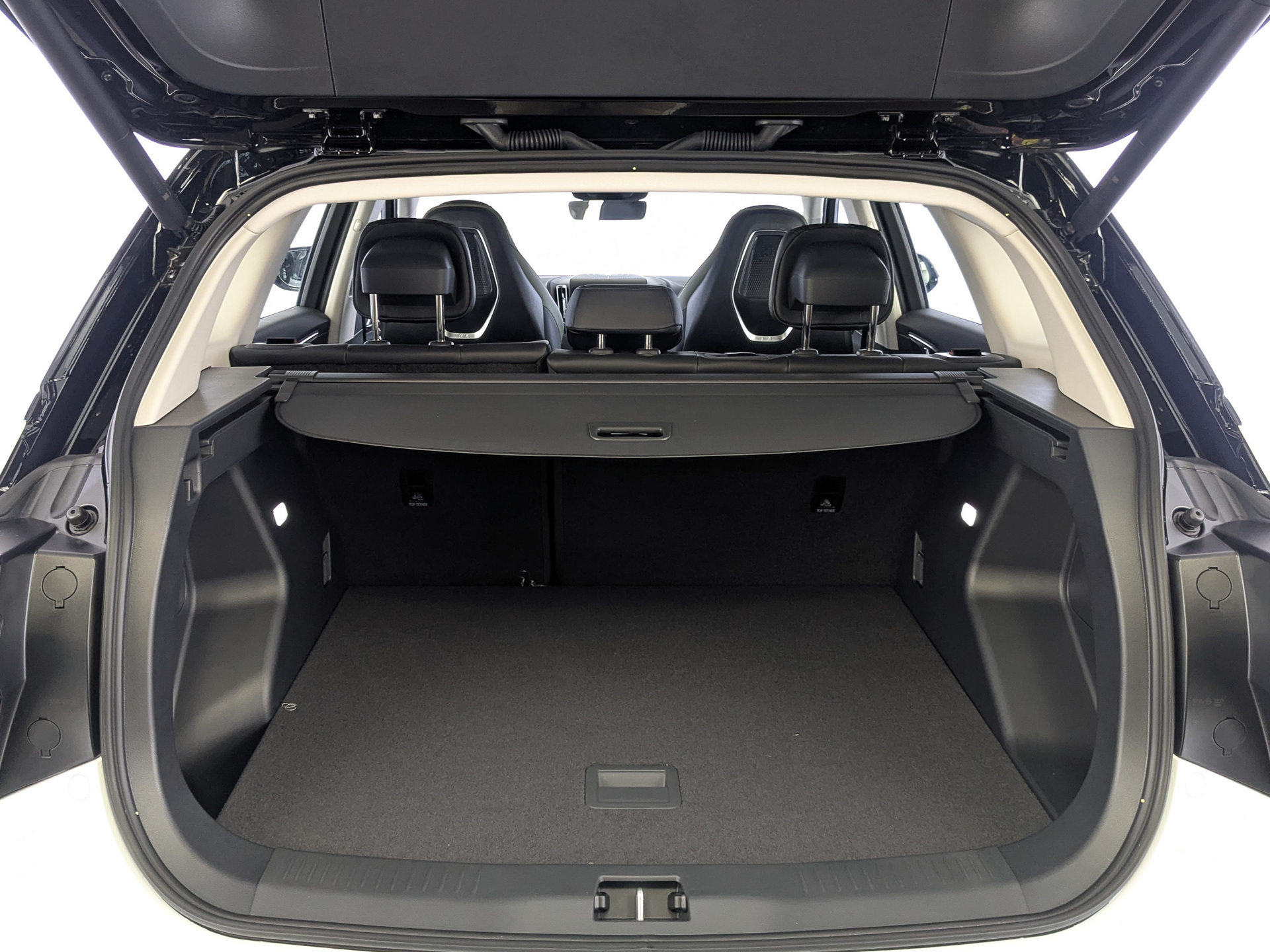 Фото Hongqi HS3 Comfort 1.5Т/156 7RT FWD