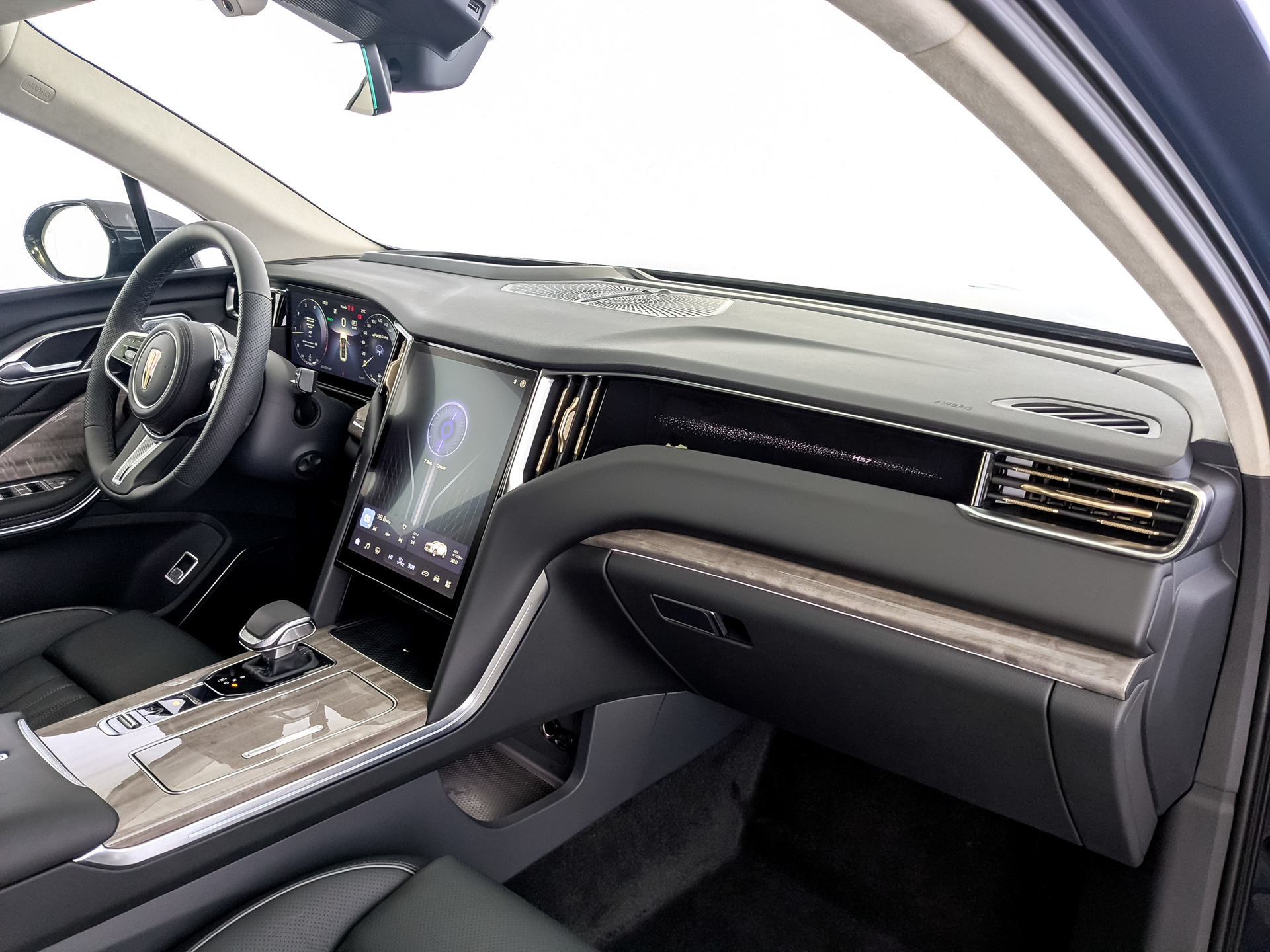 Фото Hongqi HS7 Executive 2.0T/245 8AT 4WD