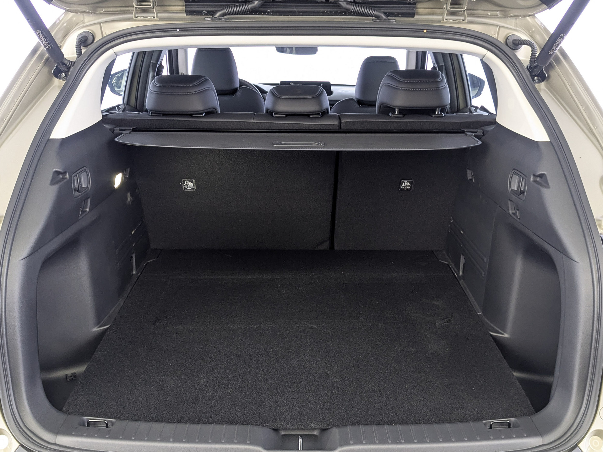 Фото Mazda CX-50 Supreme 2.0L/155 6AT 2WD