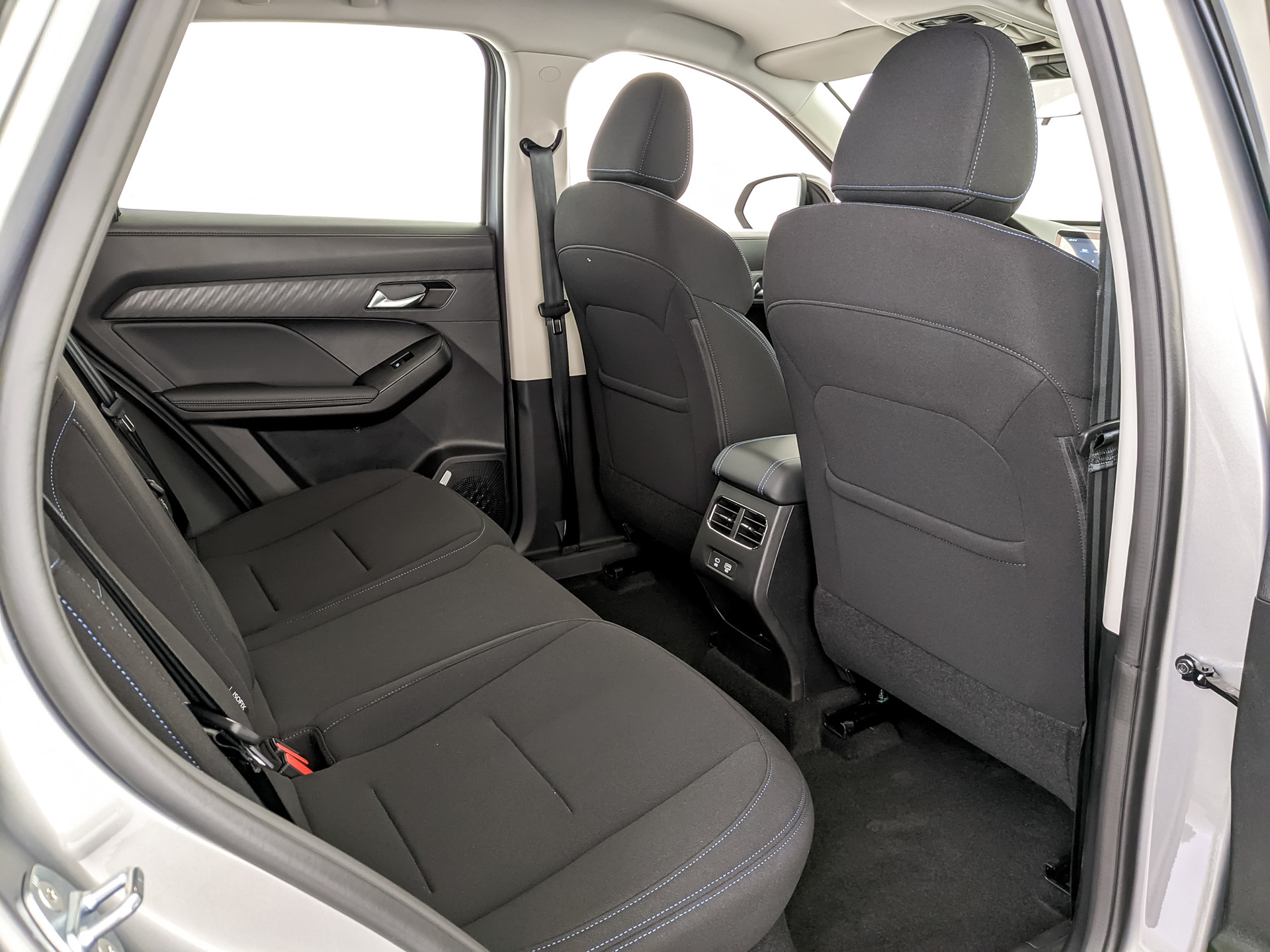 Фото Haval Jolion Оптимум 1.5T/143 7RT 2WD