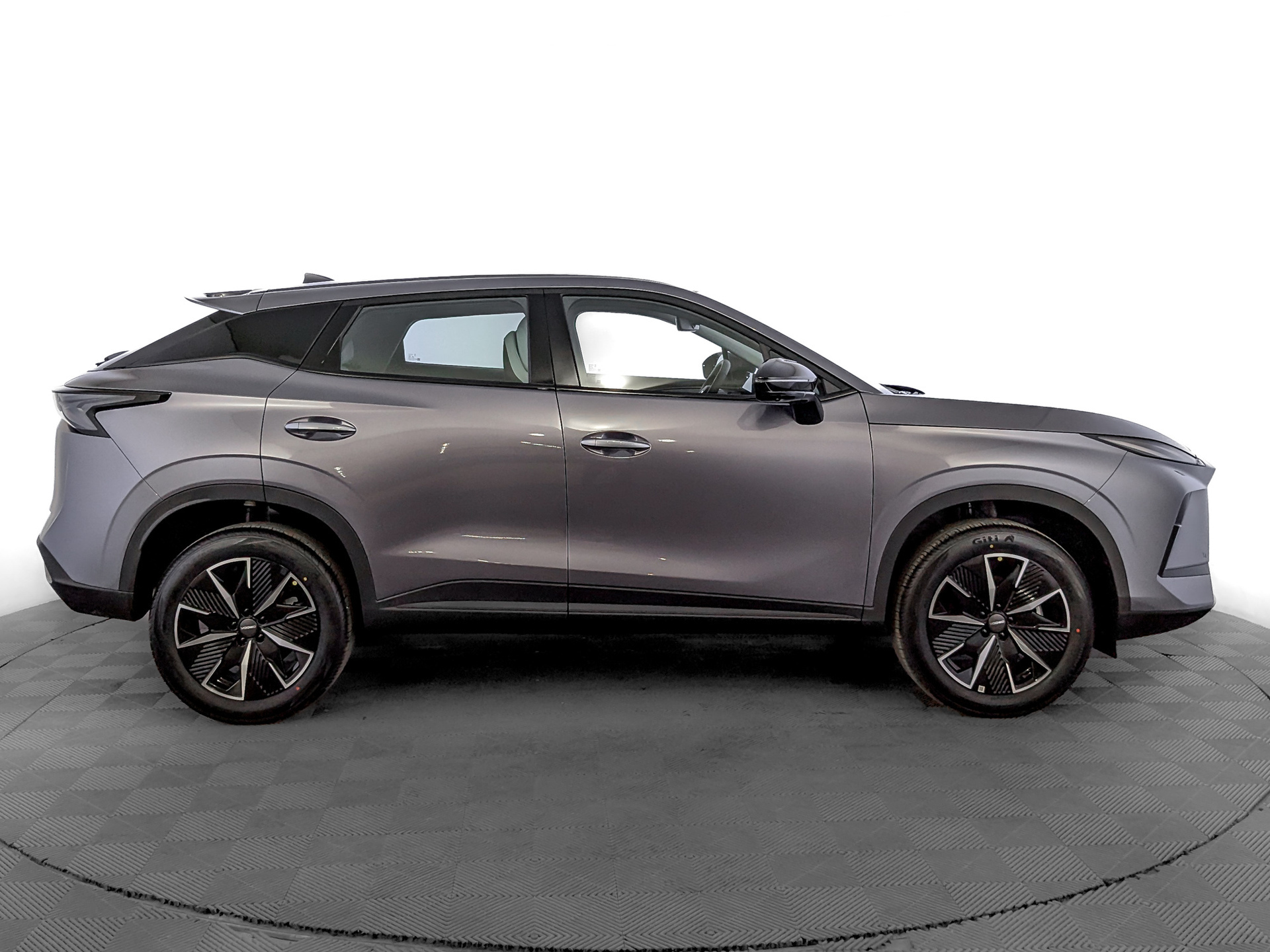 Фото Omoda C5 Стиль NG 1.5T/147 6RT 2WD