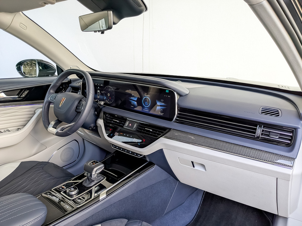 Фото Hongqi HS5 с пробегом 14832 км