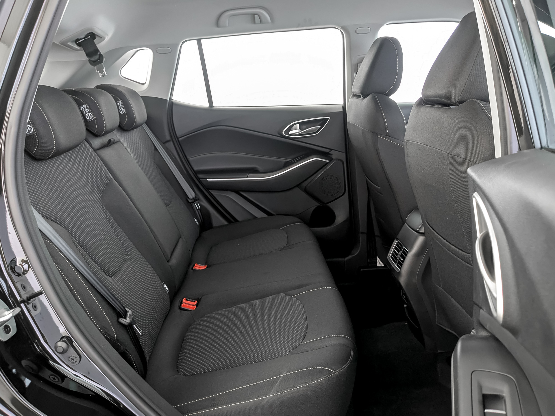 Фото Москвич 3 Стандарт 2026 с телематикой 1.5T/136 CVT 5D