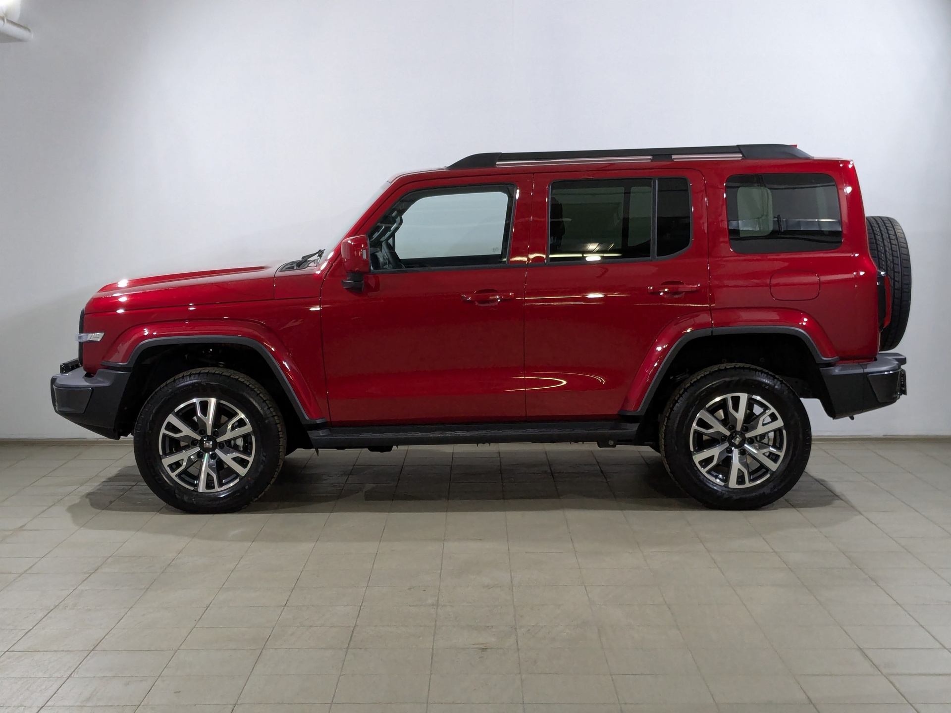 Фото Tank 300 Сити Премиум (City Premium) 2.0T/218 8AT 4WD