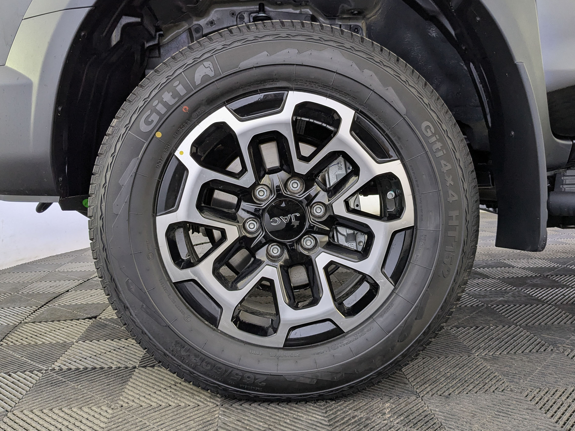 Фото JAC T9 Урбан 2.0Т/224 8AT 4П