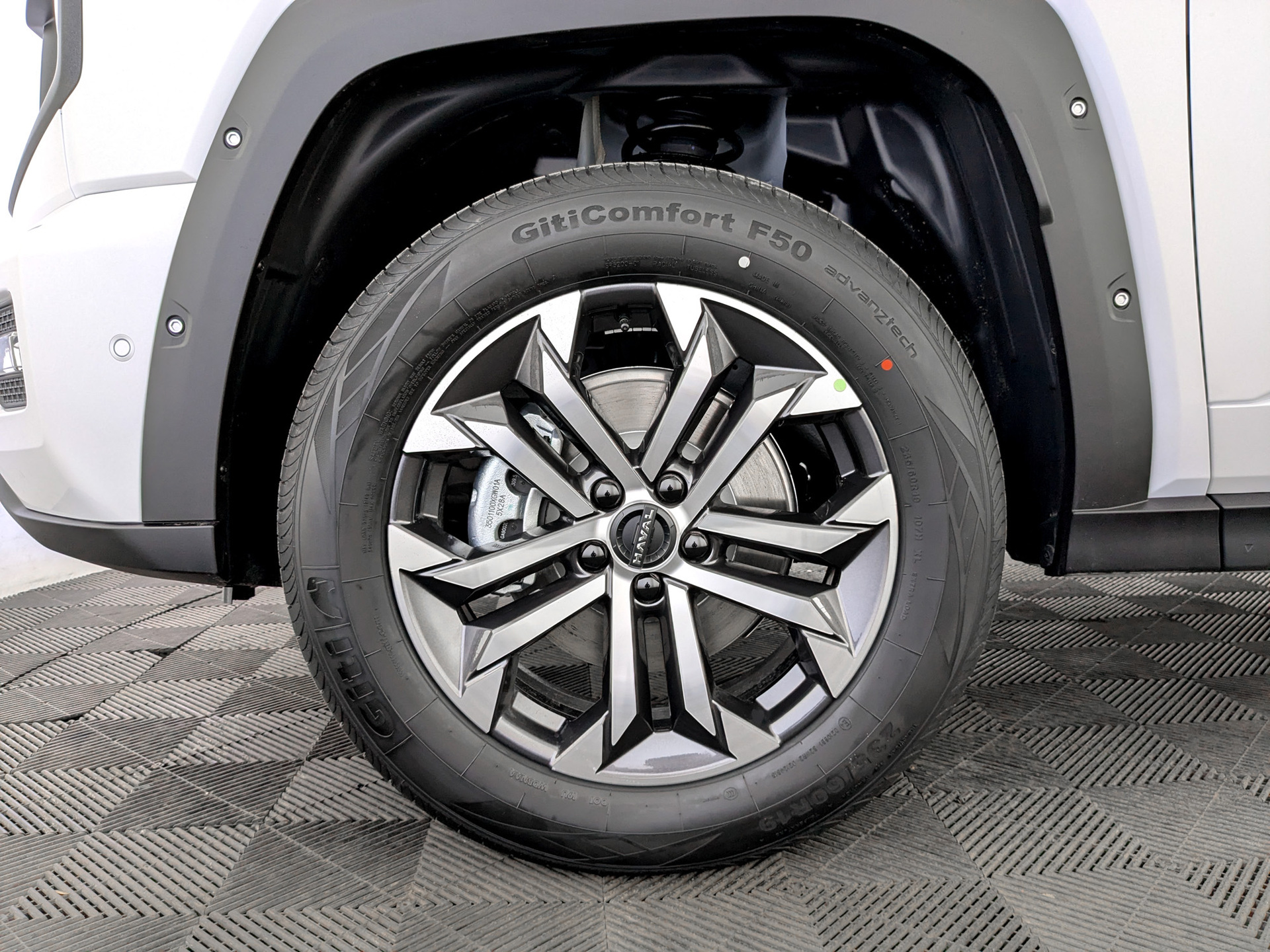 Фото Haval H7 Техно+ 2.0Т/231 7RT 4WD