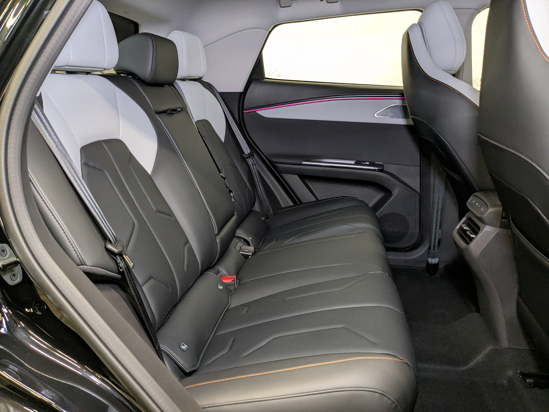 Фото Omoda C5 Стиль NG 1.5T/147 6RT 2WD