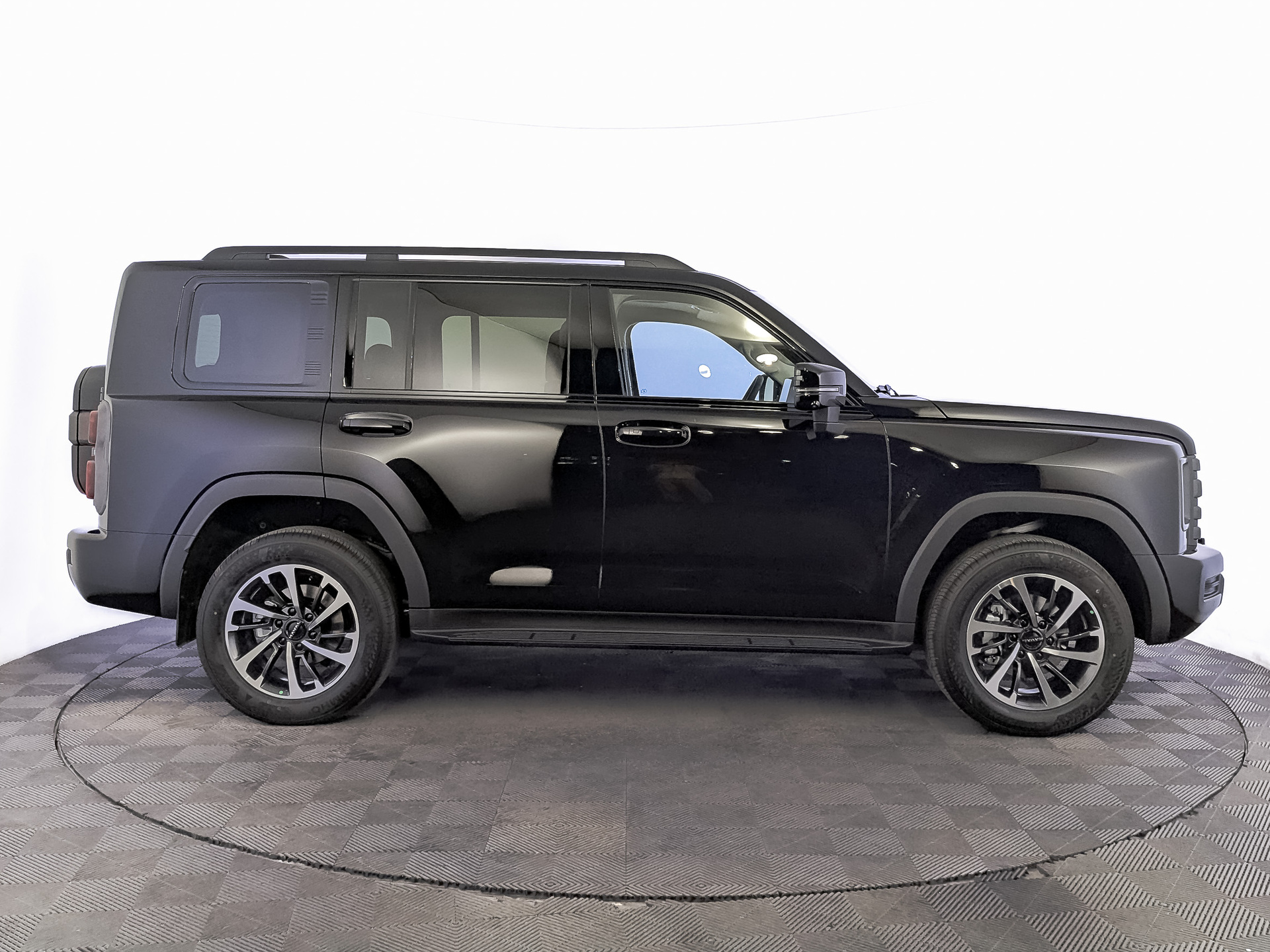 Фото Haval H9 Техно + 2.0T/218 8AT 4WD