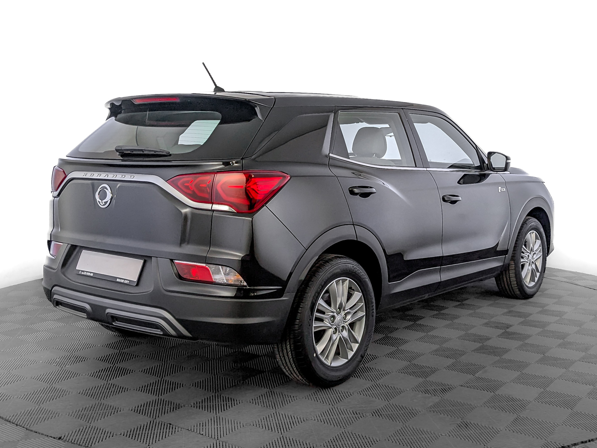 Фото KGM Korando Сити 1.5T/163 6AT 2П