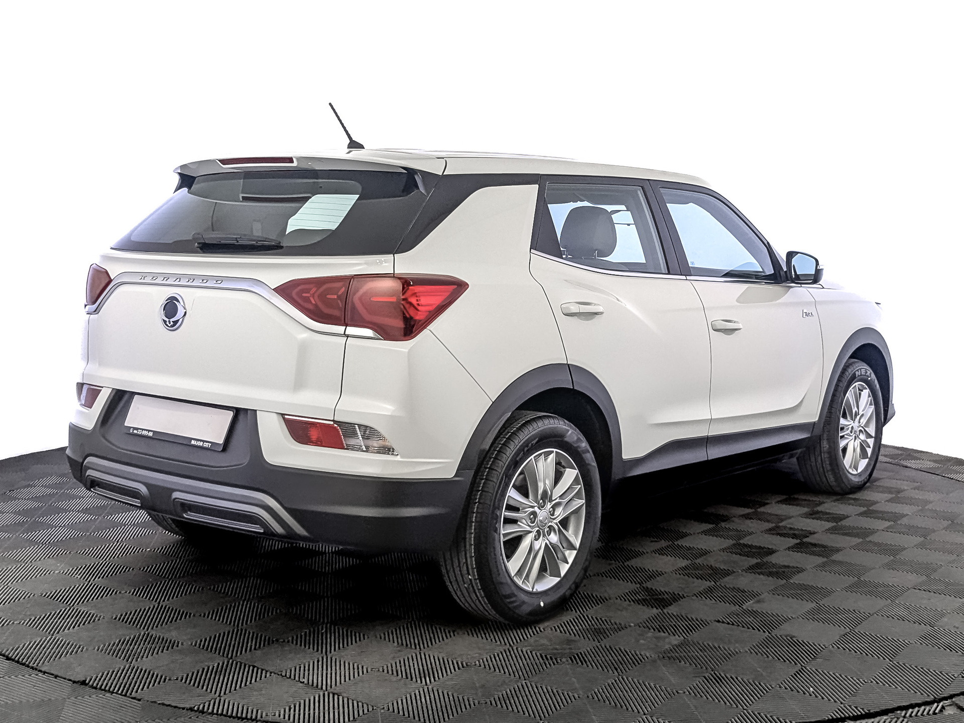 Фото KGM Korando Сити 1.5T/163 6AT 2П