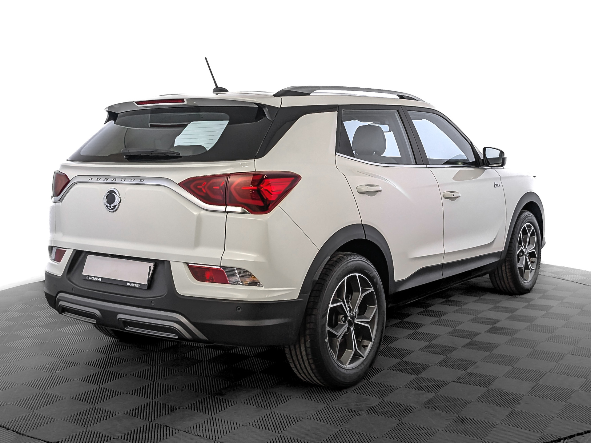 Фото KGM Korando Оптимум 1.5T/163 6AT 4П