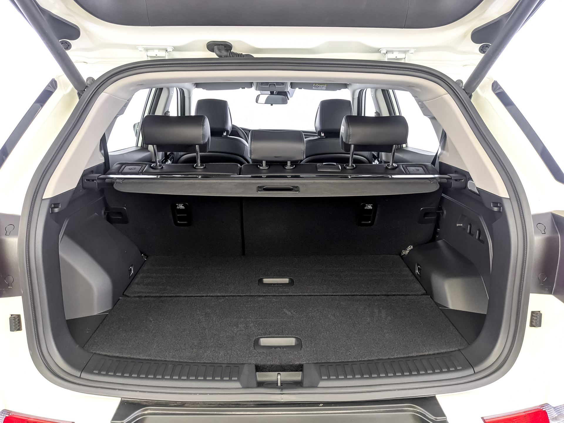 Фото KGM Korando Премьер 1.5T/163 6AT 4П