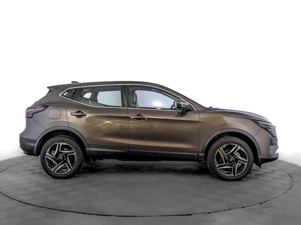 Nissan Qashqai Leading 2.0L/140 CVT 2WD