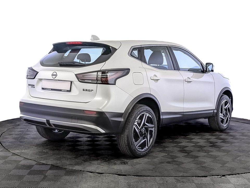 Nissan Qashqai Leading 2.0L/140 CVT 2WD