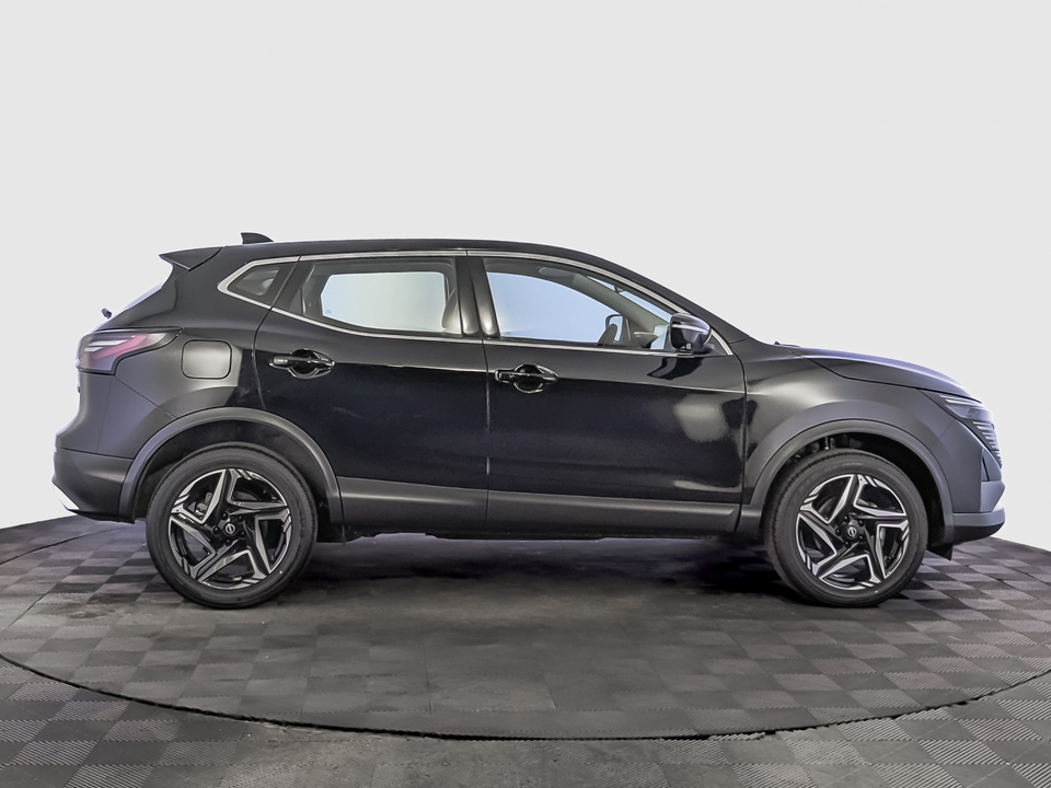 Nissan Qashqai Leading 2.0L/140 CVT 2WD