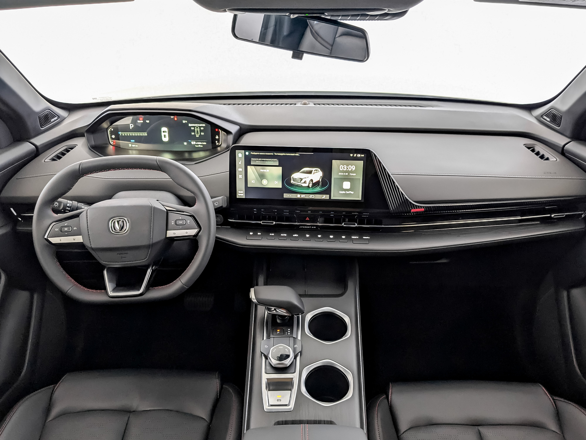 Фото Changan UNI-S Техно 1.5T/181 7RT Передний привод