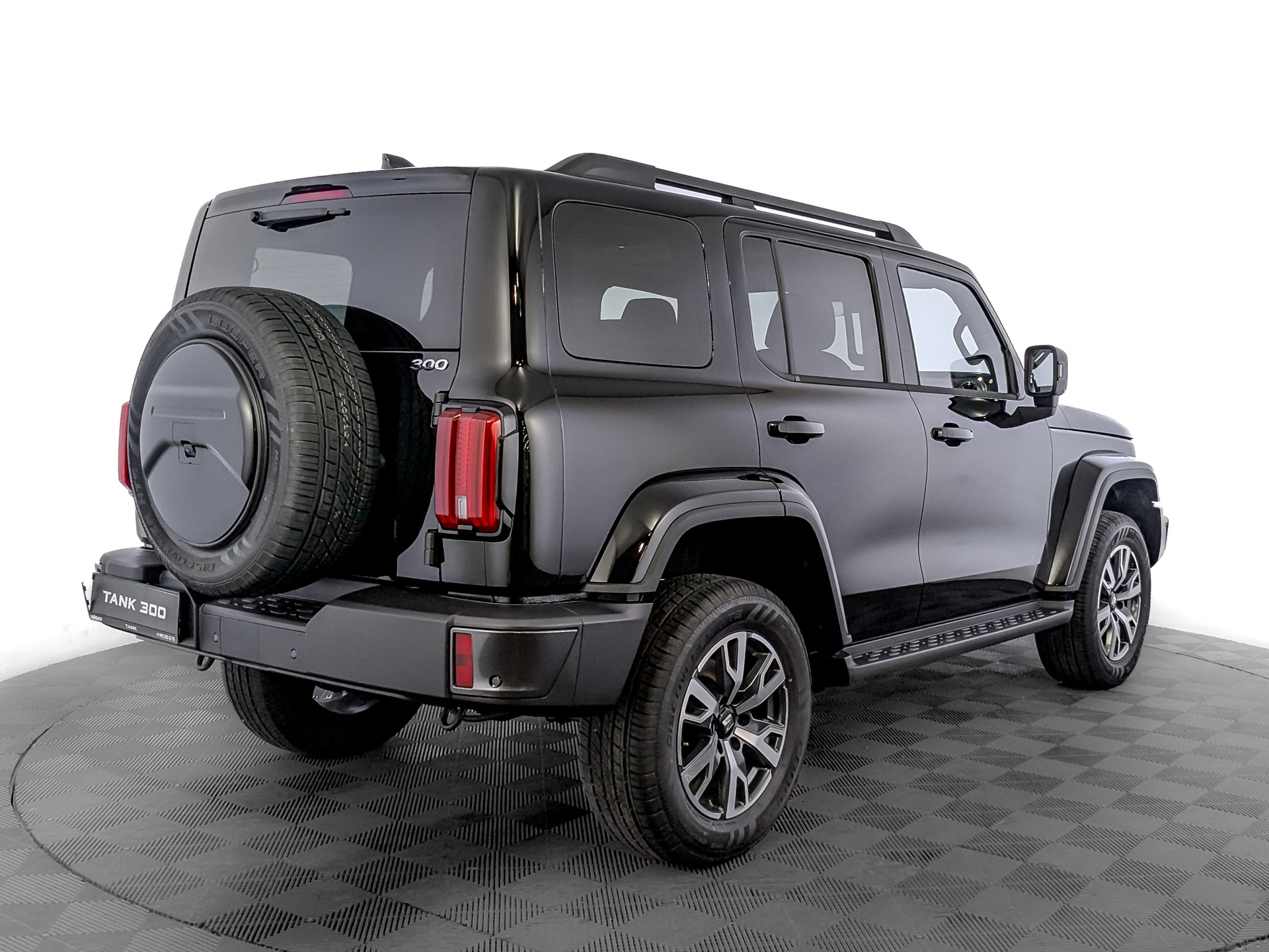 Фото Tank 300 Сити Премиум (City Premium) 2.0T/218 8AT 4WD