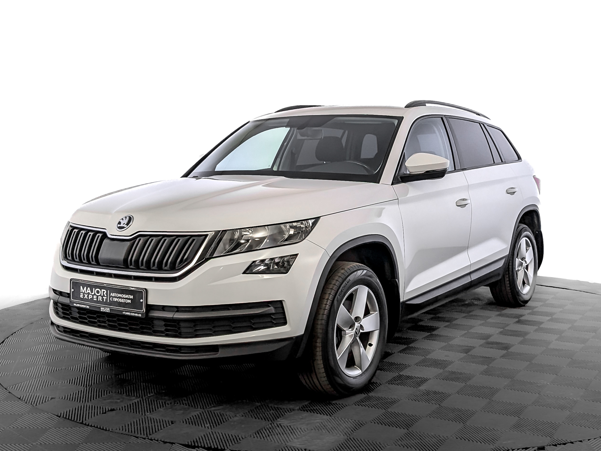SKODA Kodiaq 1.40 (150 л.с), автомат, 2019, пробег 143 729 км