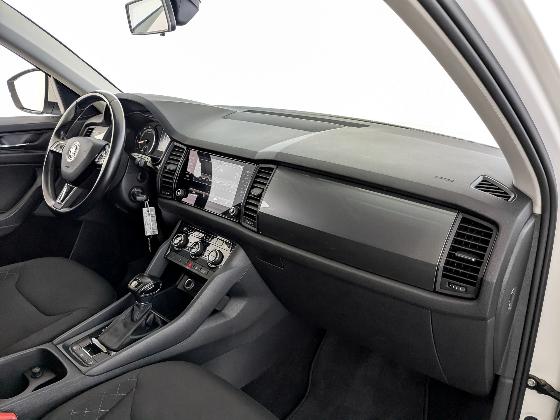 SKODA Kodiaq 1.40 (150 л.с), автомат, 2019, пробег 143 729 км