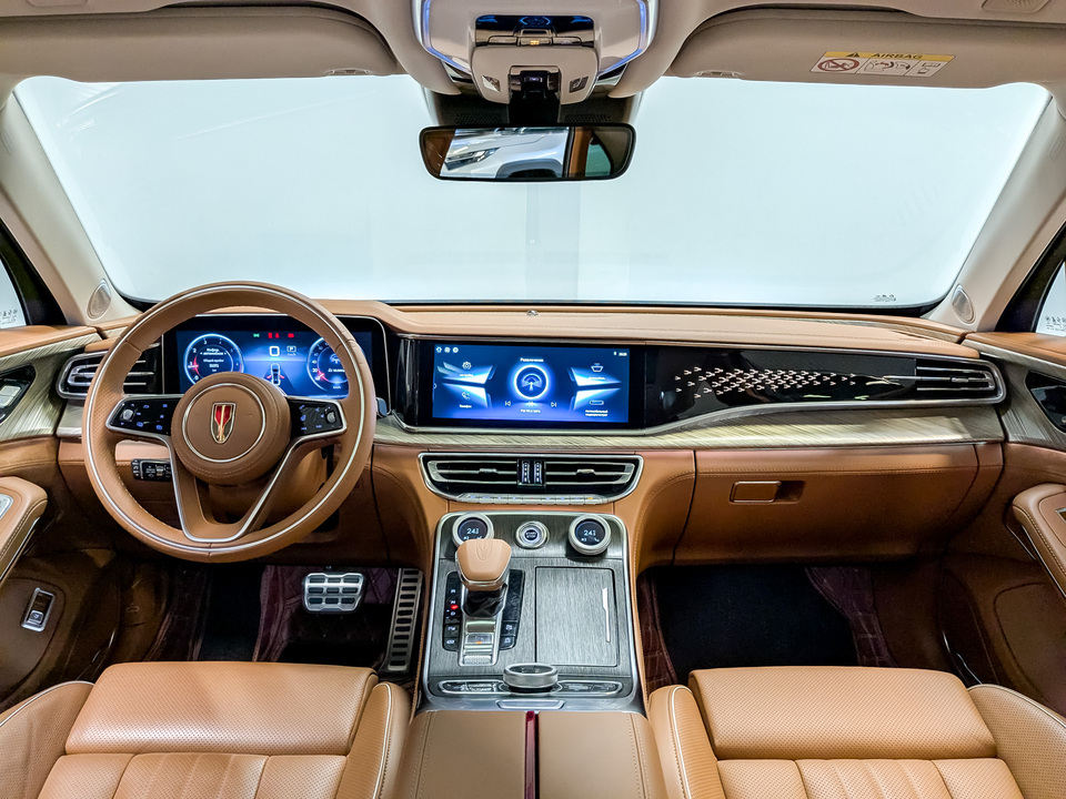 Фото Hongqi H9 с пробегом 31 369 км