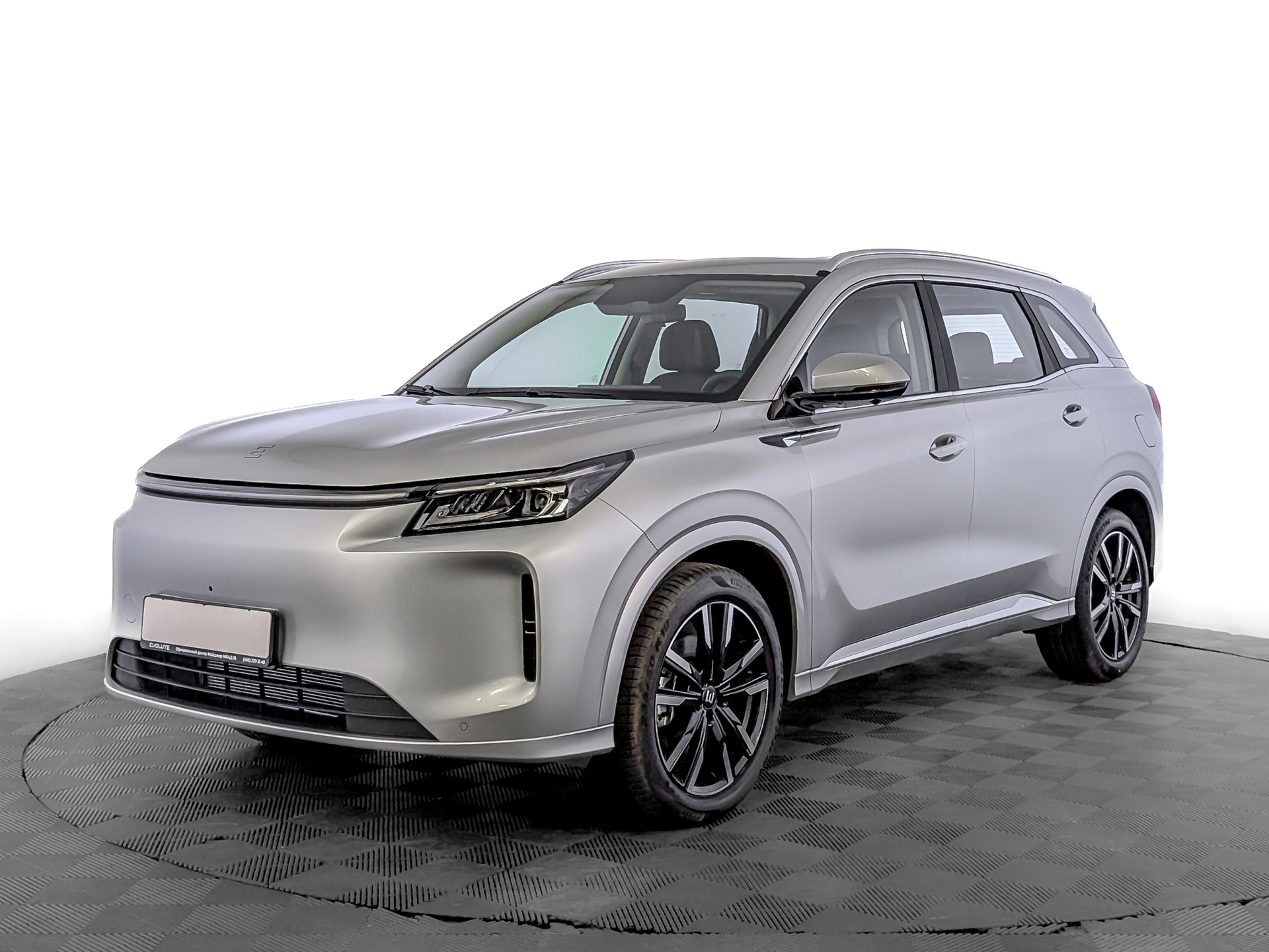 Фото Evolute i-SPACE 5 мест 1.5ELH/159 25кВт 4WD