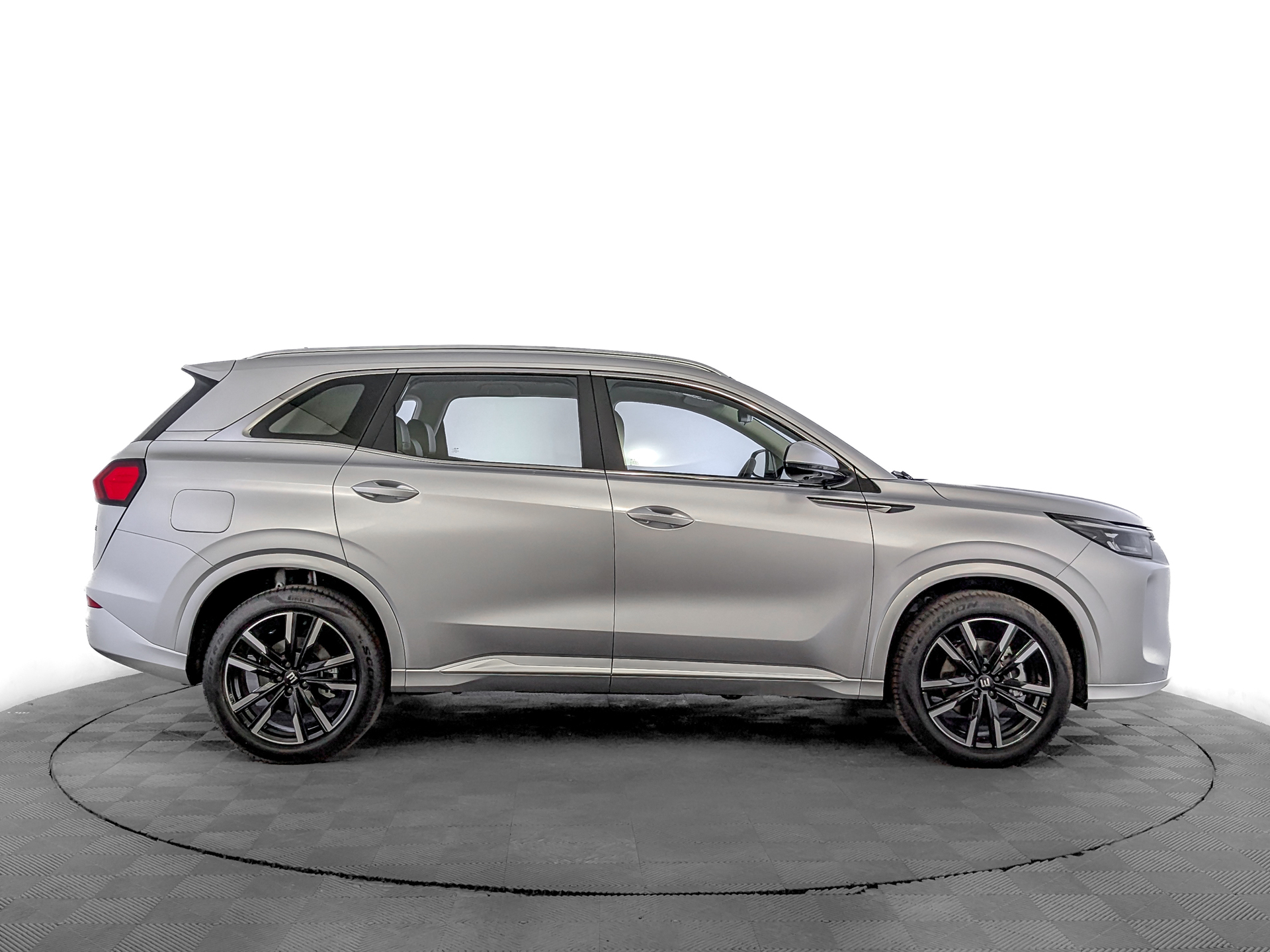 Фото Evolute i-SPACE 5 мест 1.5ELH/159 25кВт 4WD