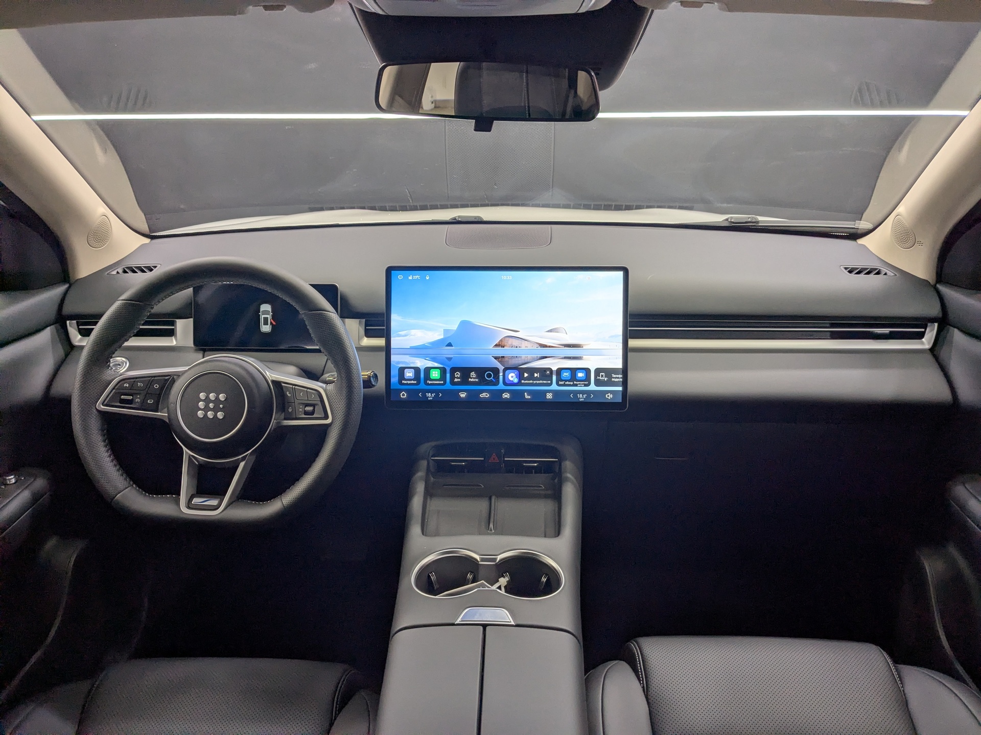 Фото Evolute i-SPACE 5 мест 1.5ELH/159 25кВт 4WD
