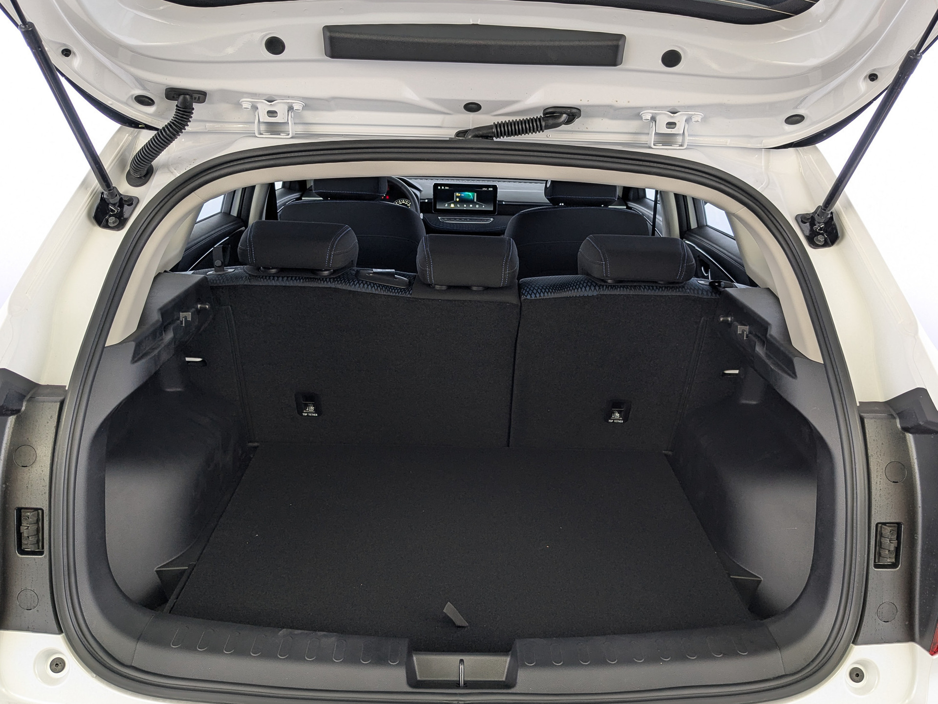 Фото Haval Jolion Комфорт 1.5T/143 6MT 2WD