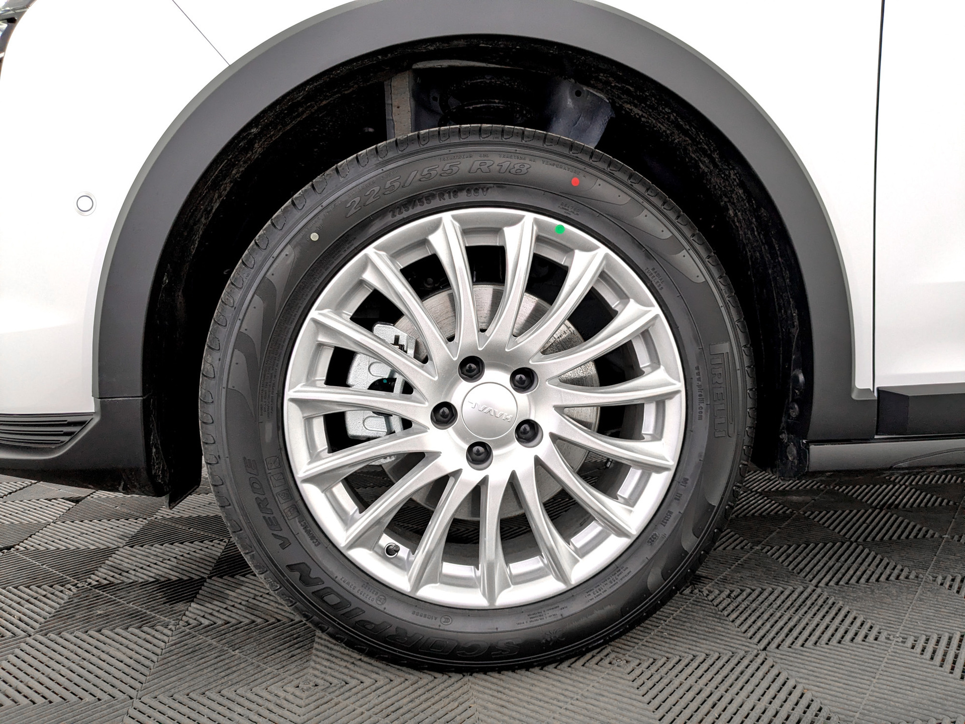 Фото Haval Jolion Техно + 1.5T/150 7RT 4WD