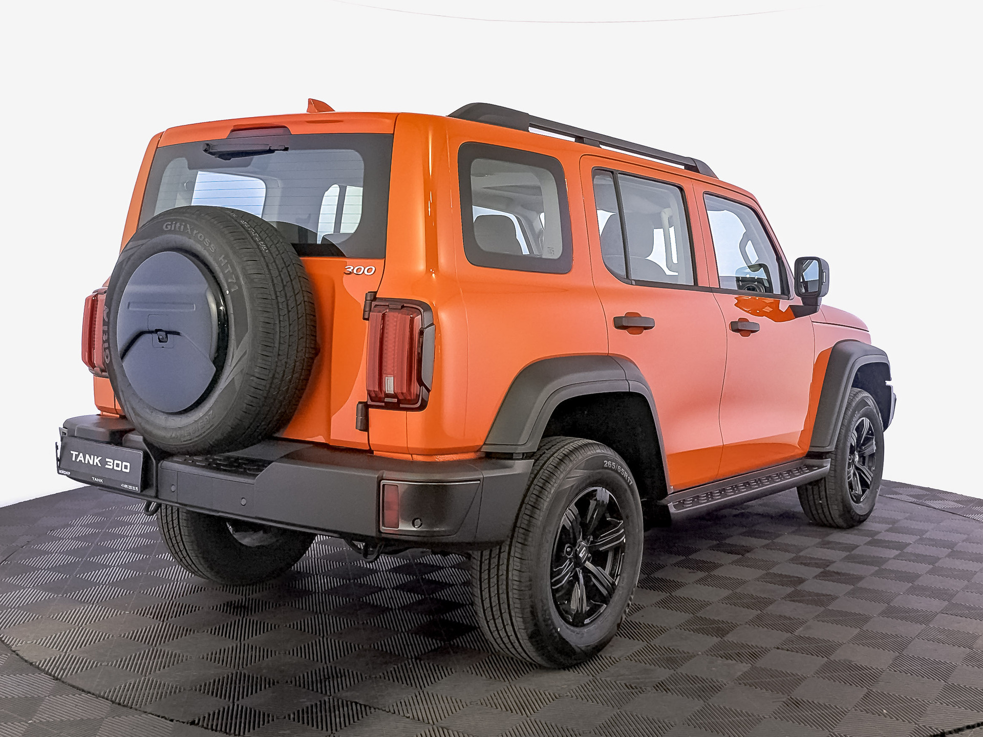 Фото Tank 300 Драйв (Adventure) 2.0T/218 8AT 4WD