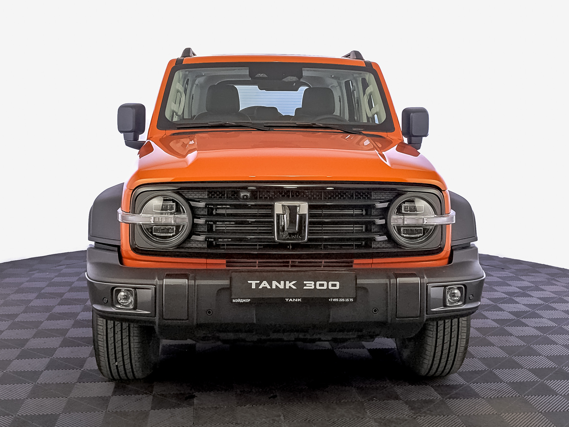 Фото Tank 300 Драйв (Adventure) 2.0T/218 8AT 4WD
